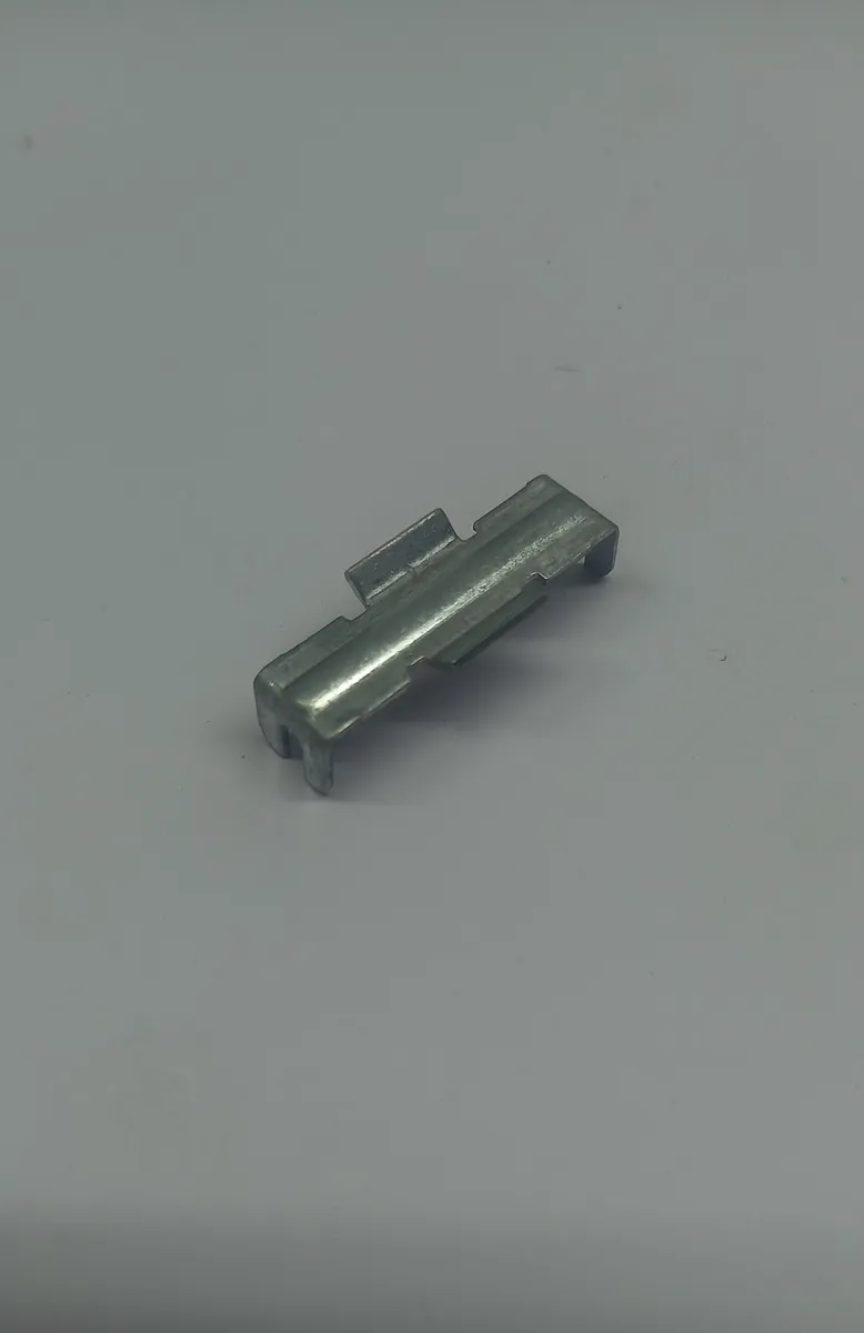 Soporte P/ Maquina Levanta Vidrio Chevrolet Astra/corsa Tras - 1